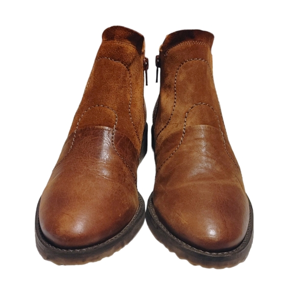 Casta Brown Leather Western Style Snake Pattern Zip Up Ankle Boots Women Size 7 - Picture 4 of 11